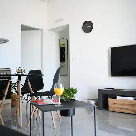 Visaggio Apartment